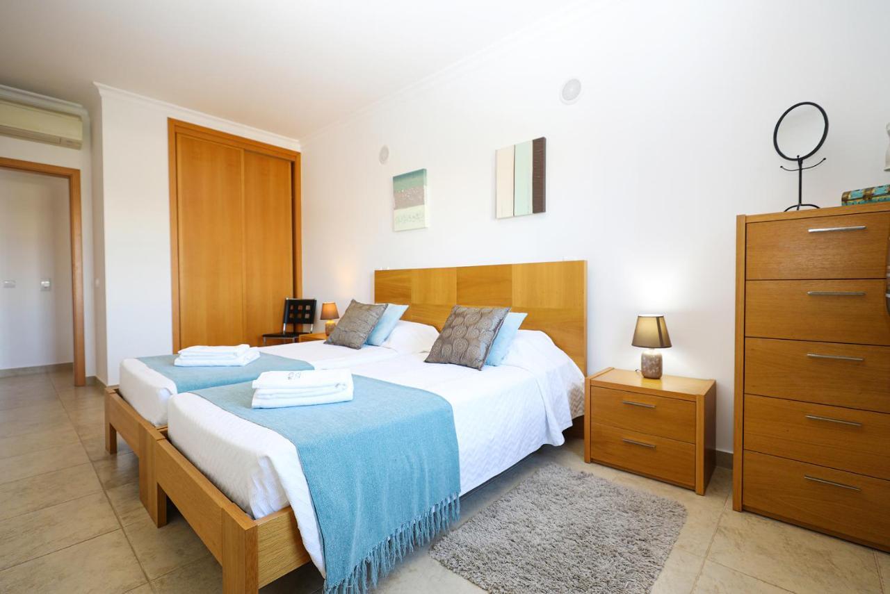 A68 - Palmeiras Paz Apartment Lagos Dış mekan fotoğraf