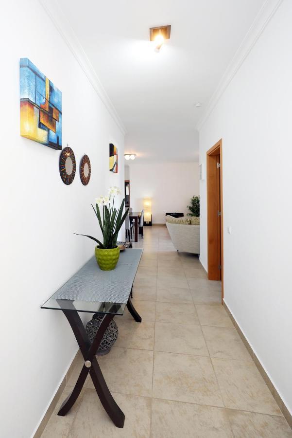 A68 - Palmeiras Paz Apartment Lagos Dış mekan fotoğraf